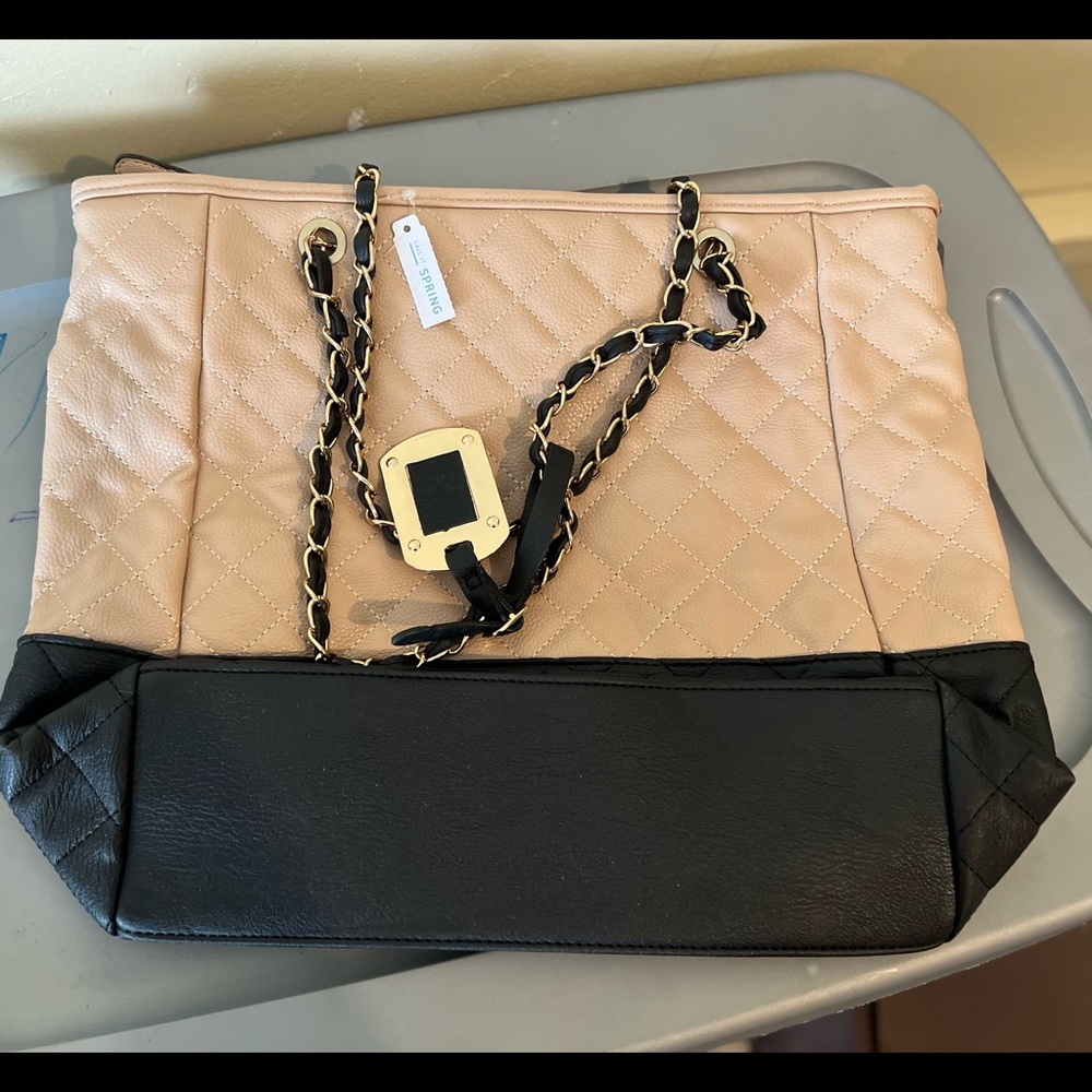Carry all tote bag